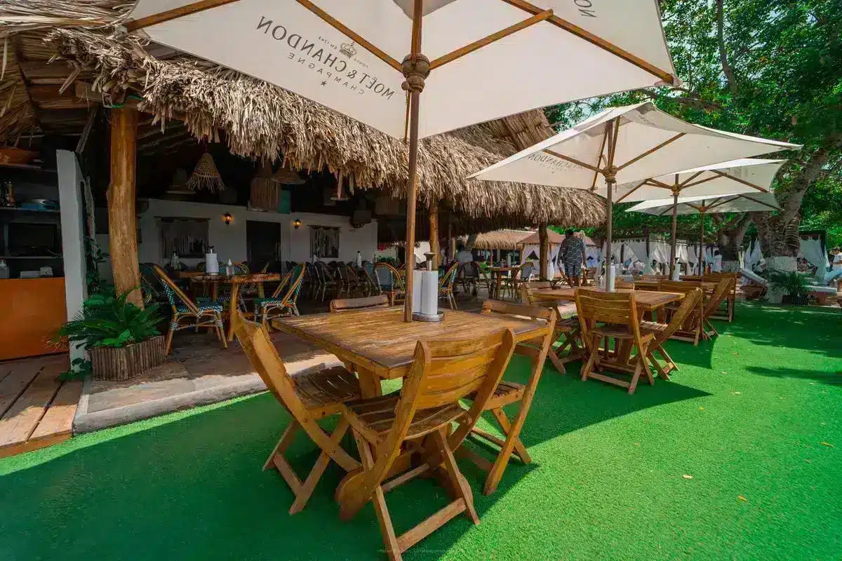 Bora Bora Beach Vip - Image 20