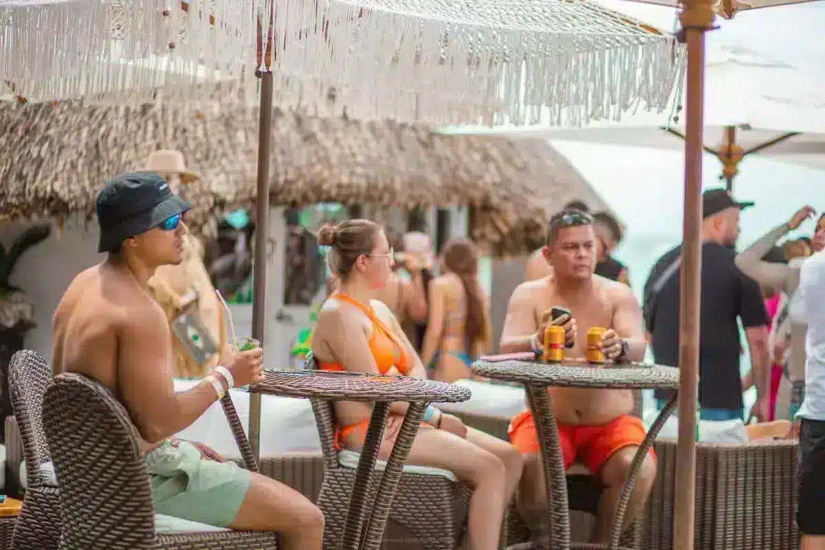 Bora Bora Beach Vip - Image 15